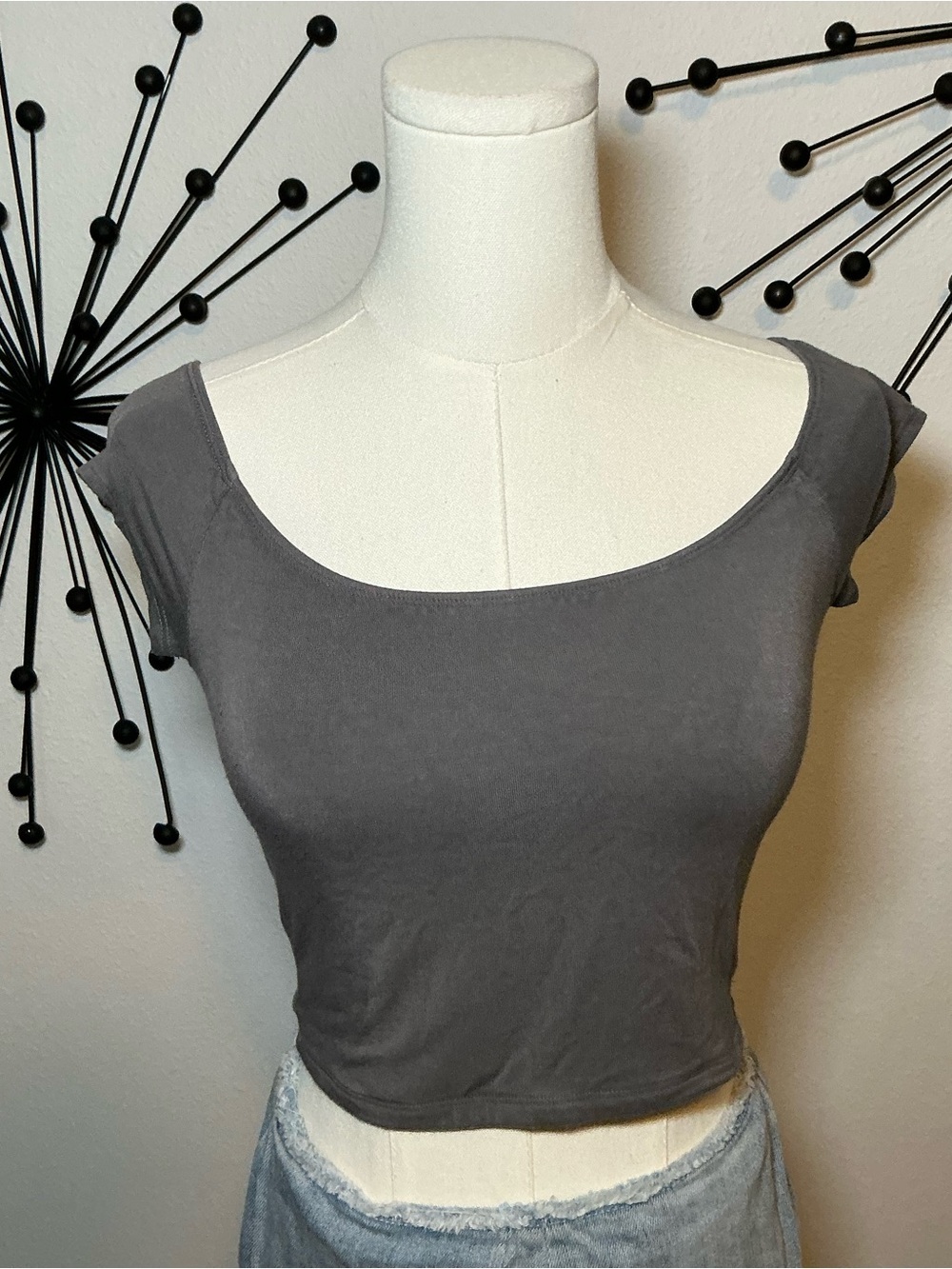 Garage Gray Cropped Scoop Neck Baby Tee Size Small Y2K